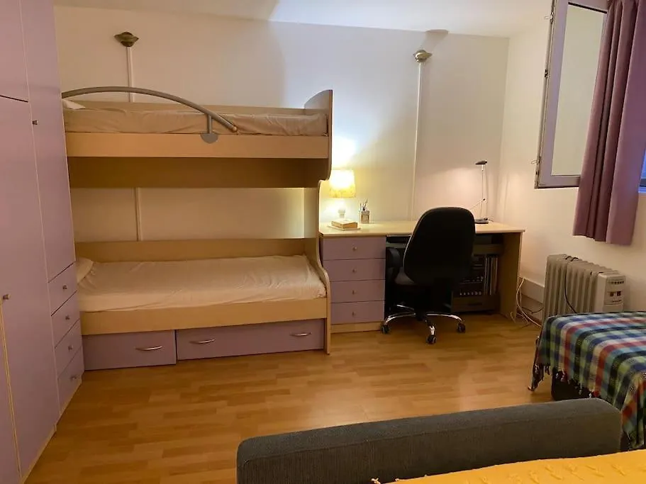 Cozy & Quiet Studio Apartment With A Garden Split 0*,  Chorvatsko