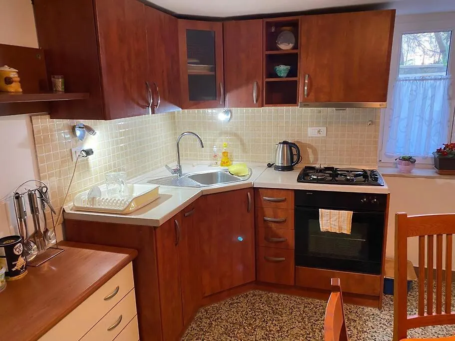 Cozy & Quiet Studio Apartment With A Garden Split
